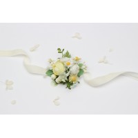  Wedding boutonnieres and wrist corsage  in white yellow green color scheme. Flower accessories. 5284