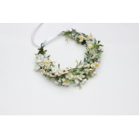 Hair wreath with white daisies. Flower girl crown. Wedding flowers. Crown of white wild flowers for first communion. 5374