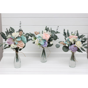 Simple wedding table flowersin lilac pink teal colors. Mini bouquets for vases in soft pastel color scheme. Flowers for wedding decor. Table flowers. Centerpiece. 5259-5417