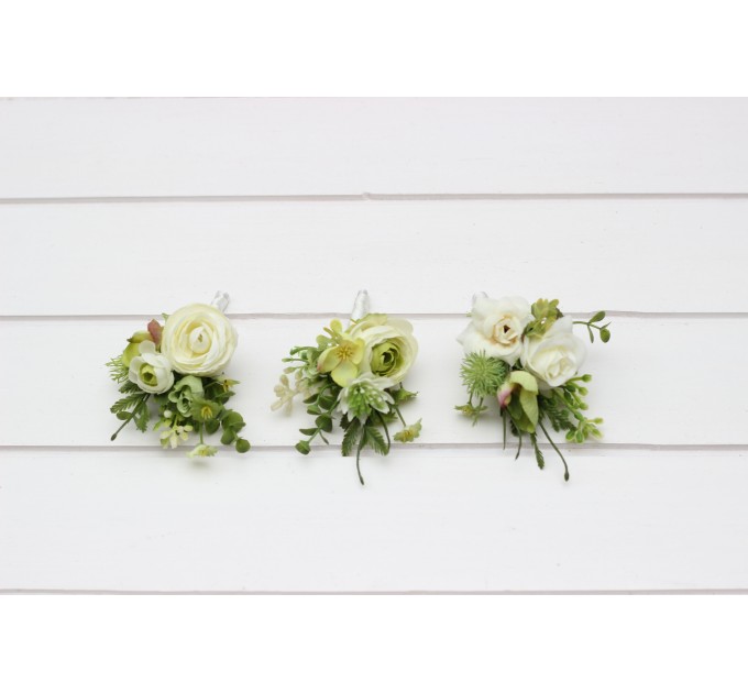 Wedding Boutonnieres in White and Green – Elegant Flower Accessories for Men