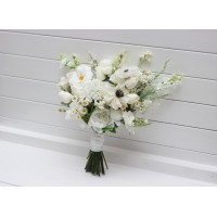 White bridal bouquet. Spring summer faux flowers Wedding bouquet with anemones tulips, and daisies. White wildflowers bouquet. 5388