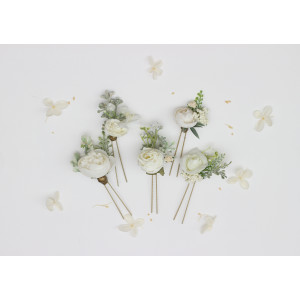  Set of 5 hair pins in white ivory cream color scheme. Flower hair pins. Hair accessories.Wedding  flower accessories. Bridesmaid gift.  5021-1-2