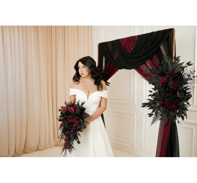 Black and Burgundy Wedding Bouquets – Gothic & Moody Bridal and Bridesmaid Designs