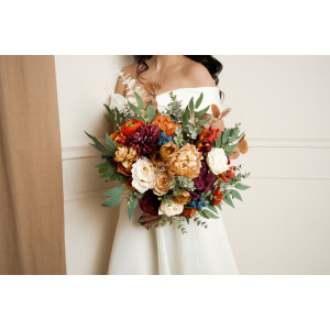 Wedding bouquets in rust burgundy  ivory colors. Bridal bouquet. Faux bouquet. Bridesmaid bouquet. 0007