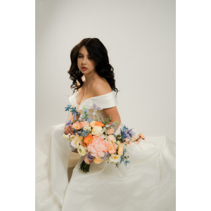 Colorful Bridal & Bridesmaid Bouquets in Peach, Dusty Blue, Ivory, Orange bouquet. Wildflowers. 5364