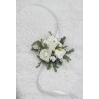  White corsage for winter wedding. Mother bracelet. 5439