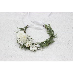 White flower crown for winter event.  Flower girl crown. Wedding flowers. 5439