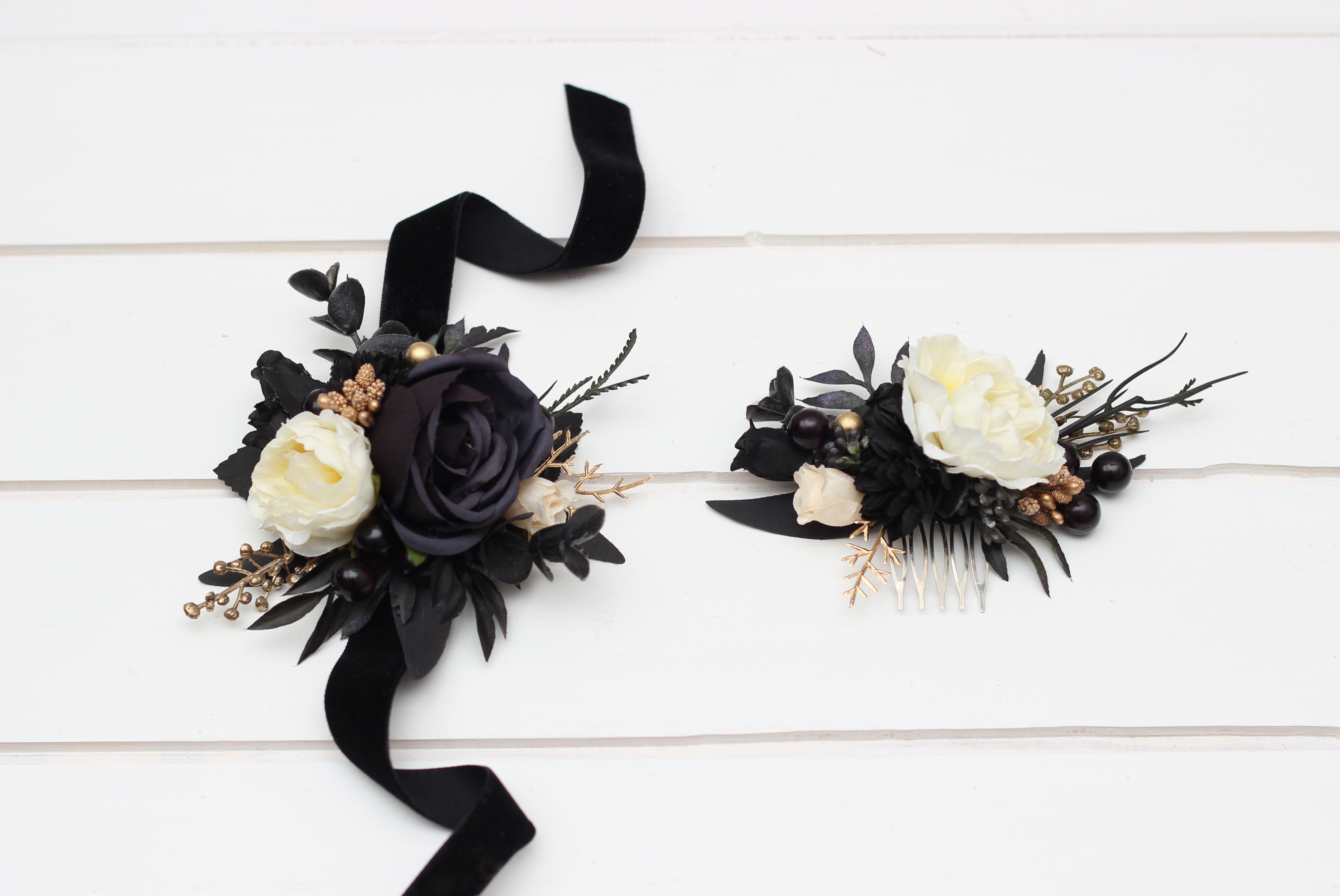 Ivory black and gold bridal bouquet