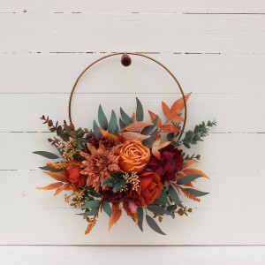 Flower hoop in  rust burgundy cinnamon orange colors. Alternative bridesmaid bouquet. 0033