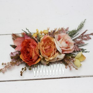 Flower comb in orange rust peach color scheme. Wedding accessories for hair. Bridal flower comb. Bridesmaid floral comb. 0001