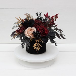 Burgundy black gold beige centerpiece. Table decor. Flowers in box. 0018