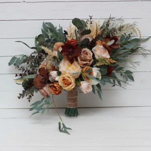 Wedding bouquets in rust brown ivory colors. Bridal bouquet. Boho wedding. Cascading bouquet. Faux bouquet. Bridesmaid bouquet. 0019