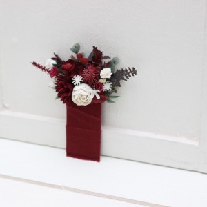 Pocket flowers. Pocket boutonniere in burgundy white ivory color scheme. Flower accessories. Square flowers. 0040