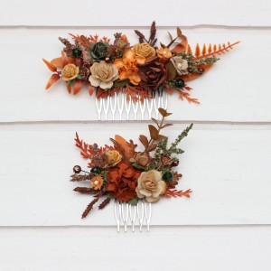 Flower comb in terracotta rust orange color scheme. Wedding accessories for hair. Bridal flower comb. Bridesmaid floral comb. 5331