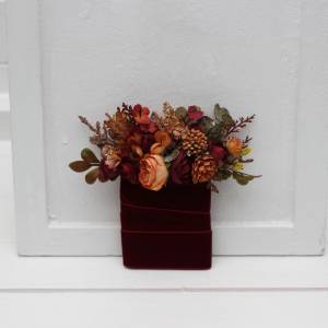 Pocket boutonniere in rust burgundy brown orange color scheme. Flower accessories. Pocket flowers. Square flowers. 5330