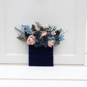 Pocket boutonniere in navy blue dusty rose color scheme. Flower accessories. Pocket flowers. Square flowers. 5245