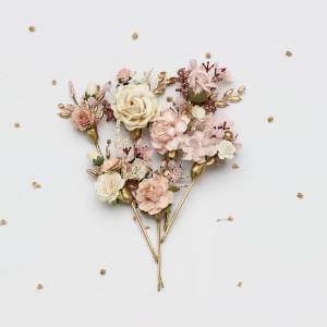  Set of  7 bobby pins in vintage boho style in blush pink, cream and gold color scheme  . Flower hair pins. Hair accessories. Flower accessories for wedding.  Bridesmaid gift. 5436