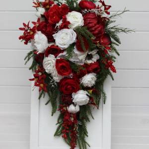 Red and white cascading bridal bouquet for a winter wedding. Brideasmaid bouquet. 5440