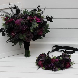  Black purple magenta bridal bouquet for Halloween wedding. Faux flowers.Gothic wedding. Wedding bouquet. Bridesmaid bouquet. 5370