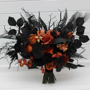 Black orange wedding bouquet. Bridal gothic flowers. 5383