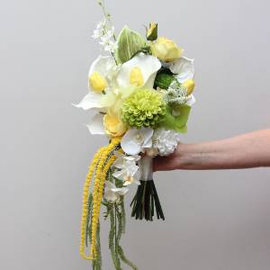 Romantic White Yellow Bridal Bouquet with Amaranth. 5460-5284