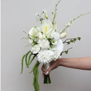 Modern White Ivory Green Asymmetrical Bridal Bouquet with Amaranth. 5462 Modern White Ivory Green Asymmetrical Bridal Bouquet with Amaranth. 5462