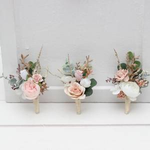 Wedding Boutonnieres In Blush Pink, White & Beige Colors. 5465 Wedding Boutonnieres In Blush Pink, White & Beige Colors. 5465