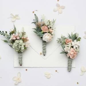 Sage Green & Blush Pink boutonnieres. Wedding Flowers. 5423
