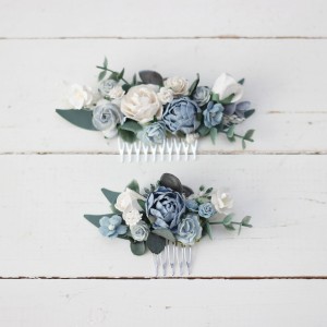 Flower comb in dusty blue white color scheme. Wedding accessories for hair. Bridal flower comb. Bridesmaid floral comb. 5031-0508