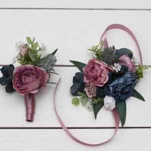  Wedding boutonnieres and wrist corsage  in dusty rose mauve navy blue color scheme. Flower accessories. 5046