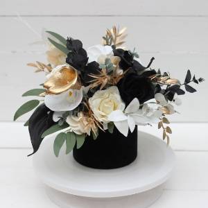 White black gold centerpiece. Table decor. Wedding flowers in box. 5065