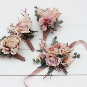  Wedding boutonnieres and wrist corsage  in dusty rose blush pink color scheme. Flower accessories. 5123
