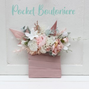 Pocket boutonniere in white blush pink color scheme. Flower accessories. 5128