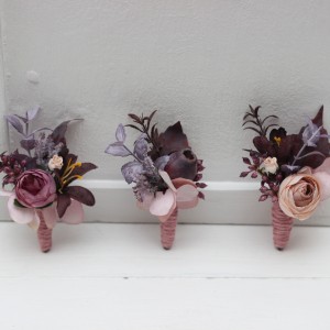  Wedding boutonnieres and wrist corsage  in mauve purple beige color scheme. Flower accessories. 5180