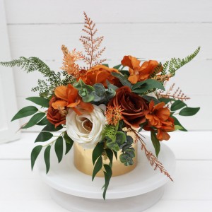 Burnt orange ivory rust emerald green centerpiece. Table decor. Wedding flowers in box. 5201