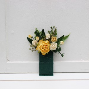 Pocket boutonniere in yellow and green color scheme. Flower accessories. Pocket flowers. Square flowers. 5284